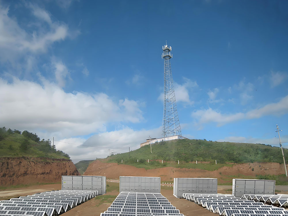 Solar Power Containers for Explorar